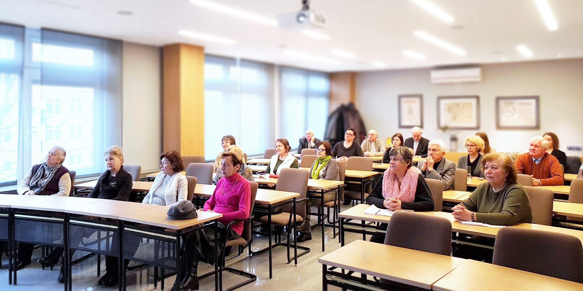 23845869_1534775129892233_7716269394178550353_o (1)